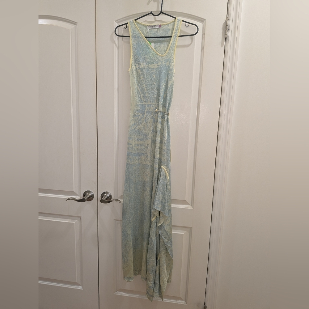 2B. NWT PH5 PEONY DRESS IN AIRWAY BLUE - Picture 6 of 10
